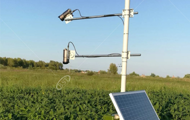 Solar power supply system for agricultural monitoring